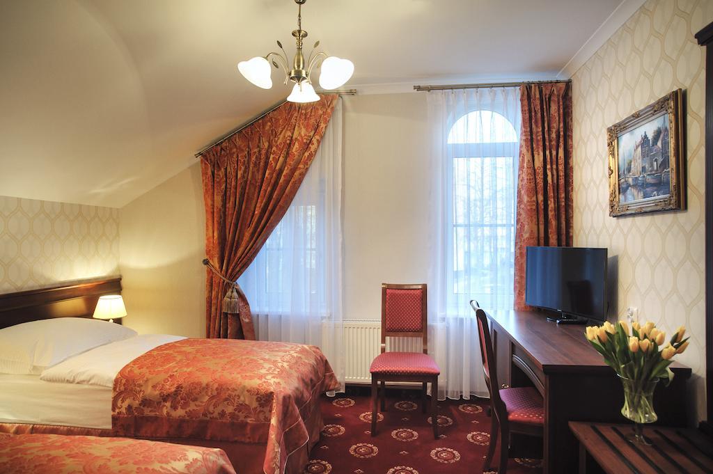 Hotel Kopernik Ciechocinek Rum bild