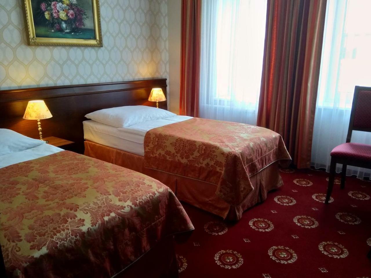 Hotel Kopernik Ciechocinek Exteriör bild
